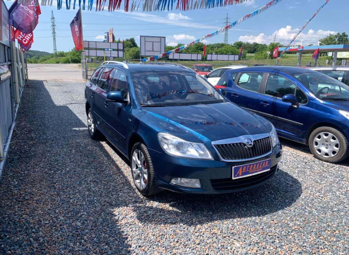 Škoda - Octavia
