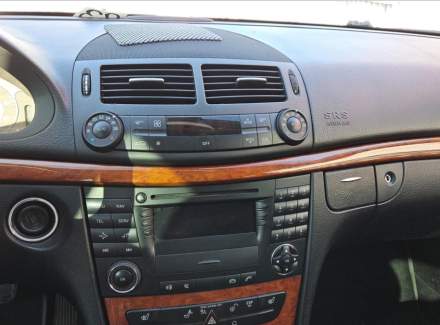 Mercedes-Benz - E-class