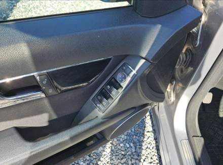 Mercedes-Benz - C-class