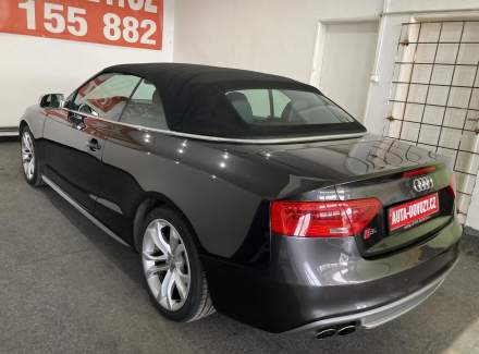 Audi - S5