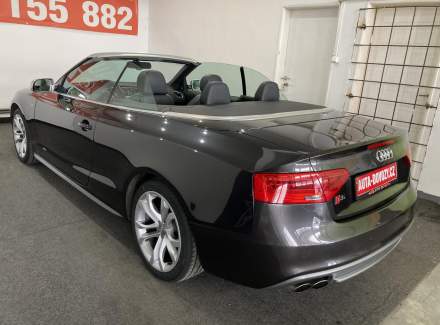 Audi - S5