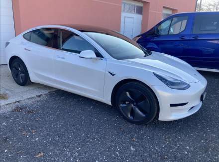 Tesla - Model 3