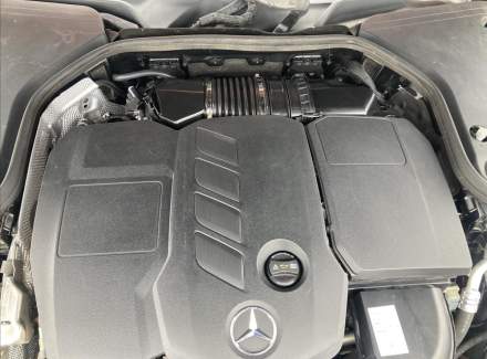 Mercedes-Benz - E-class