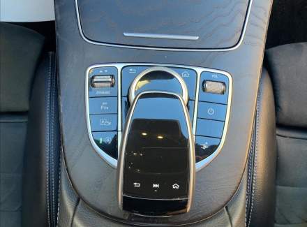 Mercedes-Benz - E-class