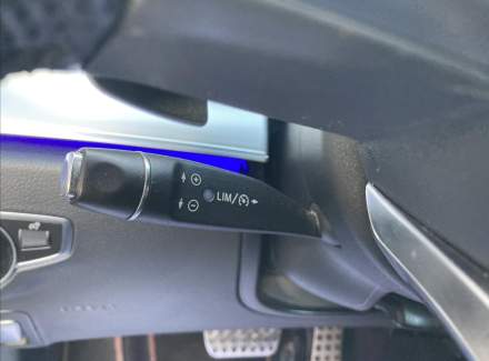 Mercedes-Benz - E-class