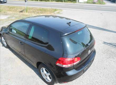 Volkswagen - Golf