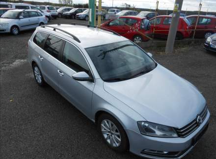 Volkswagen - Passat