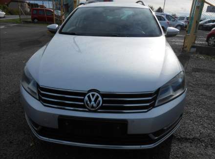 Volkswagen - Passat