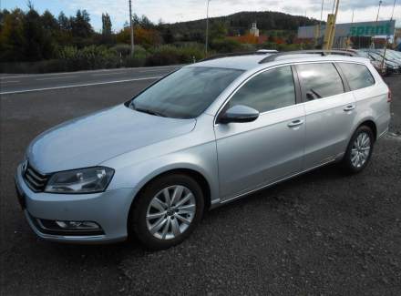 Volkswagen - Passat