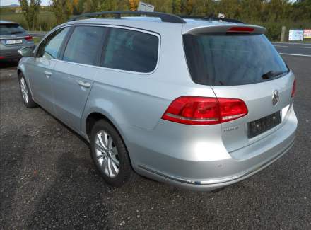 Volkswagen - Passat