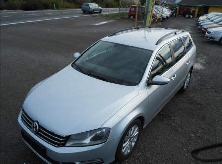 Volkswagen - Passat