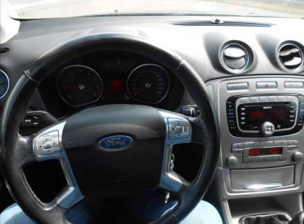 Ford - Mondeo