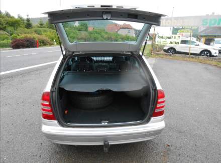 Mercedes-Benz - C-class