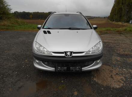 Peugeot - 206