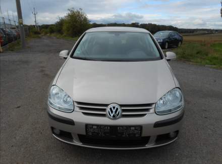 Volkswagen - Golf