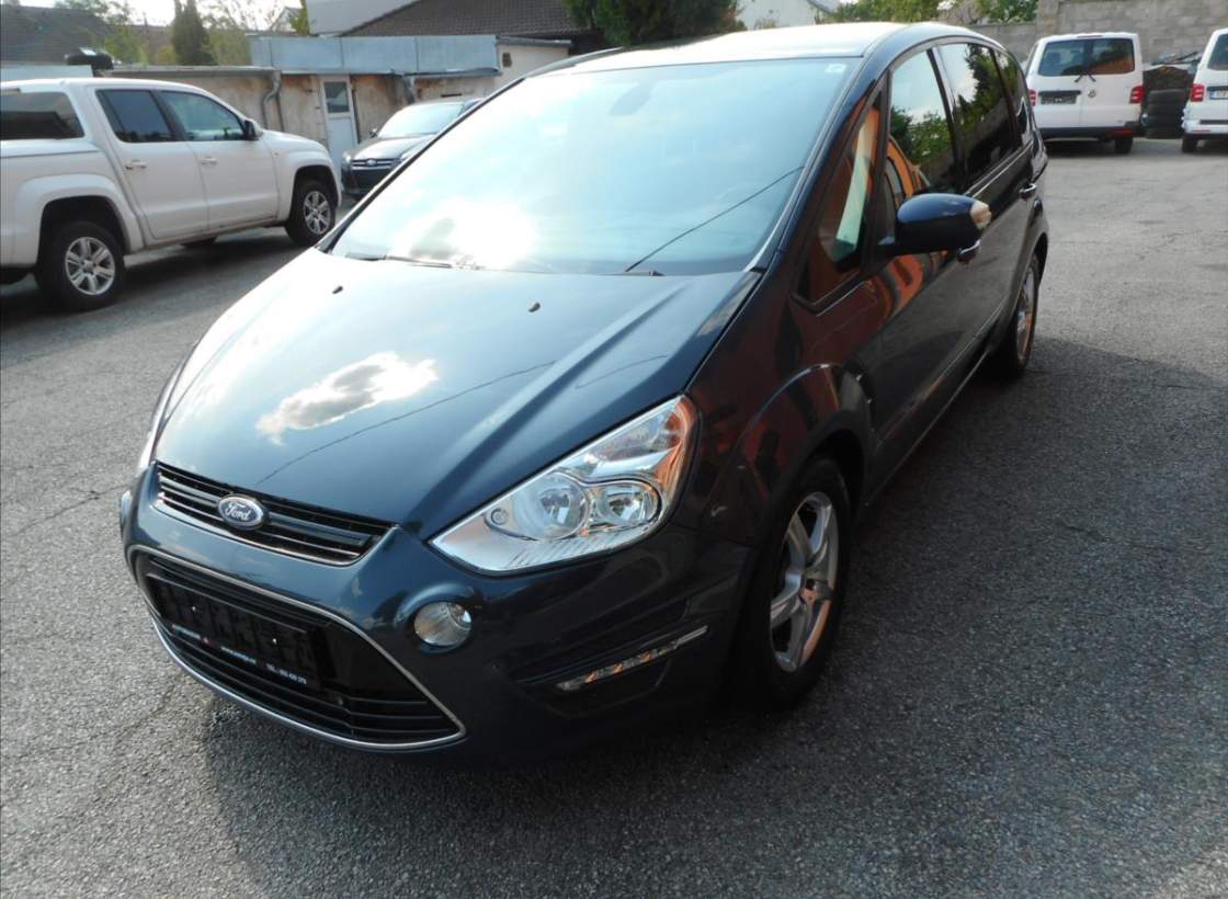 Ford - S-MAX