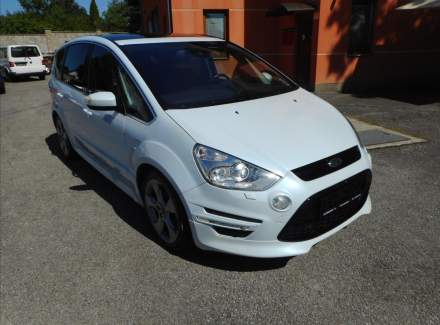 Ford - S-MAX
