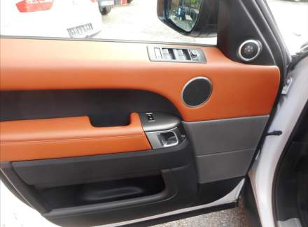 Land Rover - Range Rover