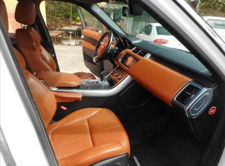 Land Rover - Range Rover