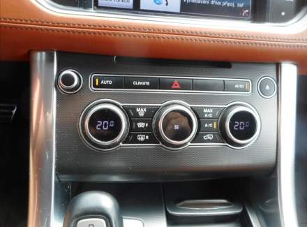 Land Rover - Range Rover