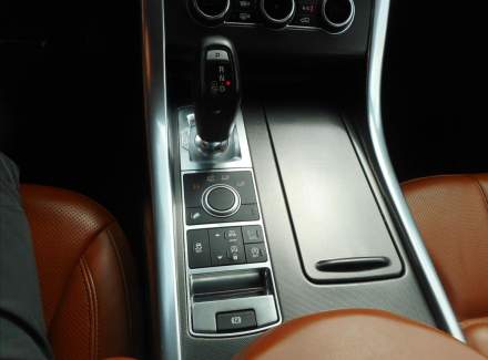 Land Rover - Range Rover