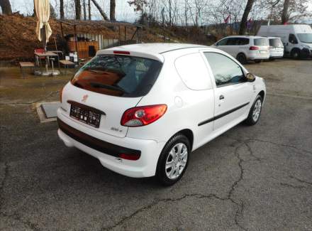 Peugeot - 206