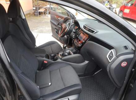 Nissan - Qashqai