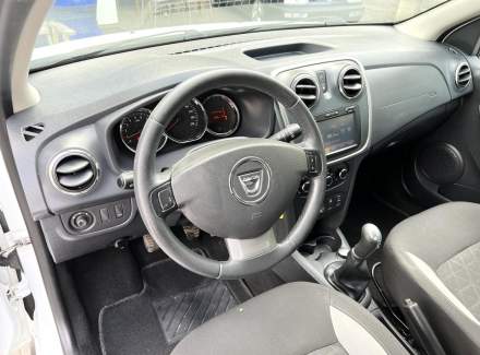 Dacia - Sandero