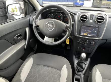 Dacia - Sandero