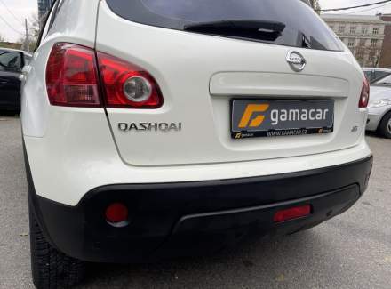 Nissan - Qashqai