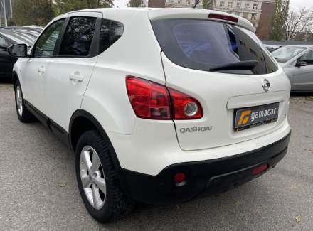 Nissan - Qashqai