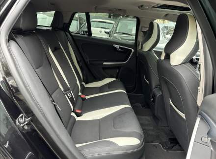 Volvo - V60