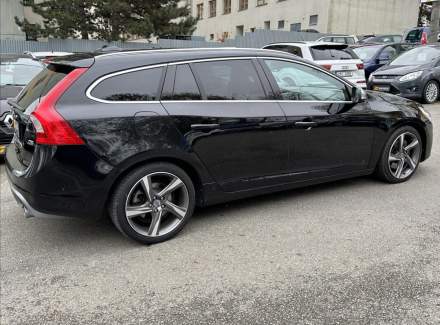 Volvo - V60