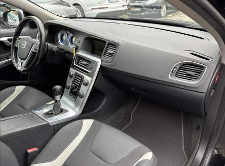 Volvo - V60