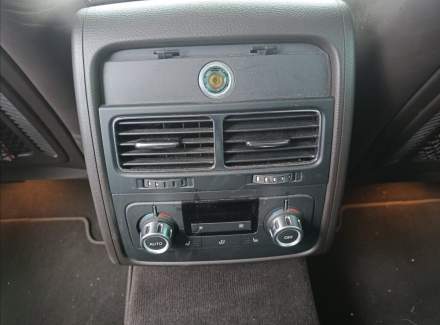 Volkswagen - Touareg