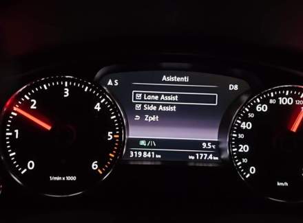 Volkswagen - Touareg