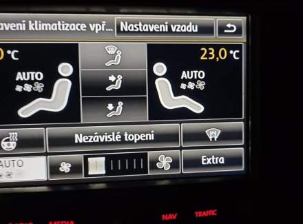 Volkswagen - Touareg