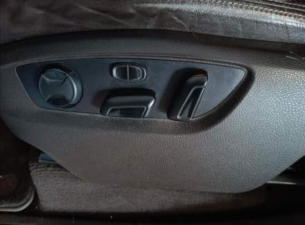 Volkswagen - Touareg