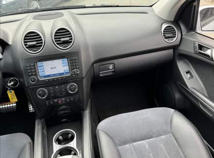 Mercedes-Benz - M-class