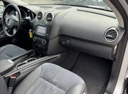 Mercedes-Benz - M-class