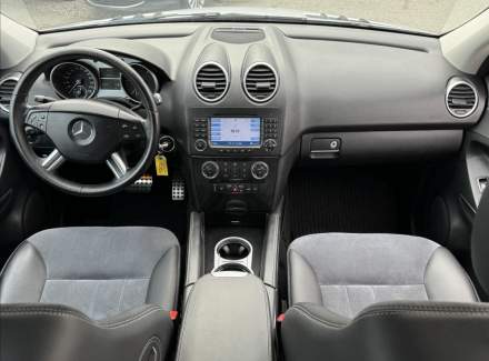 Mercedes-Benz - M-class