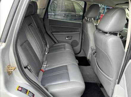 Jeep - Grand Cherokee