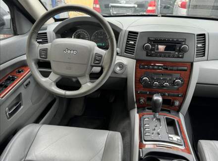 Jeep - Grand Cherokee