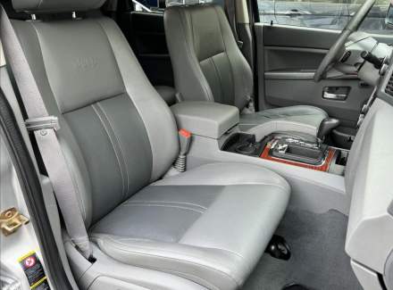 Jeep - Grand Cherokee