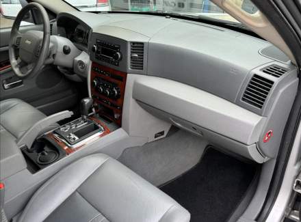 Jeep - Grand Cherokee