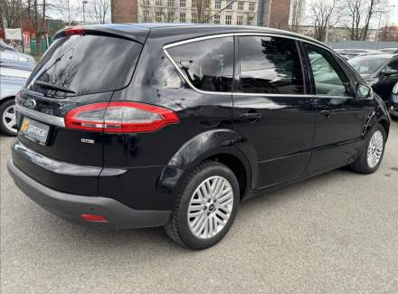 Ford - S-MAX