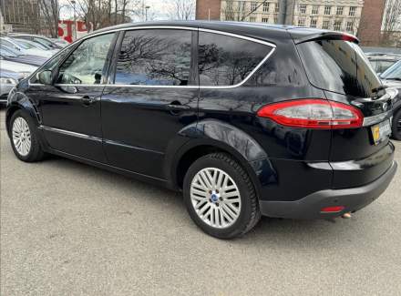 Ford - S-MAX