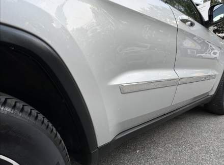 Jeep - Grand Cherokee