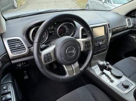 Jeep - Grand Cherokee