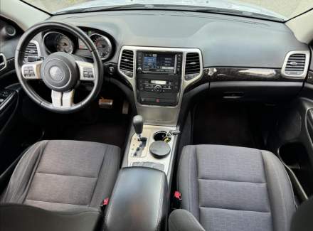 Jeep - Grand Cherokee